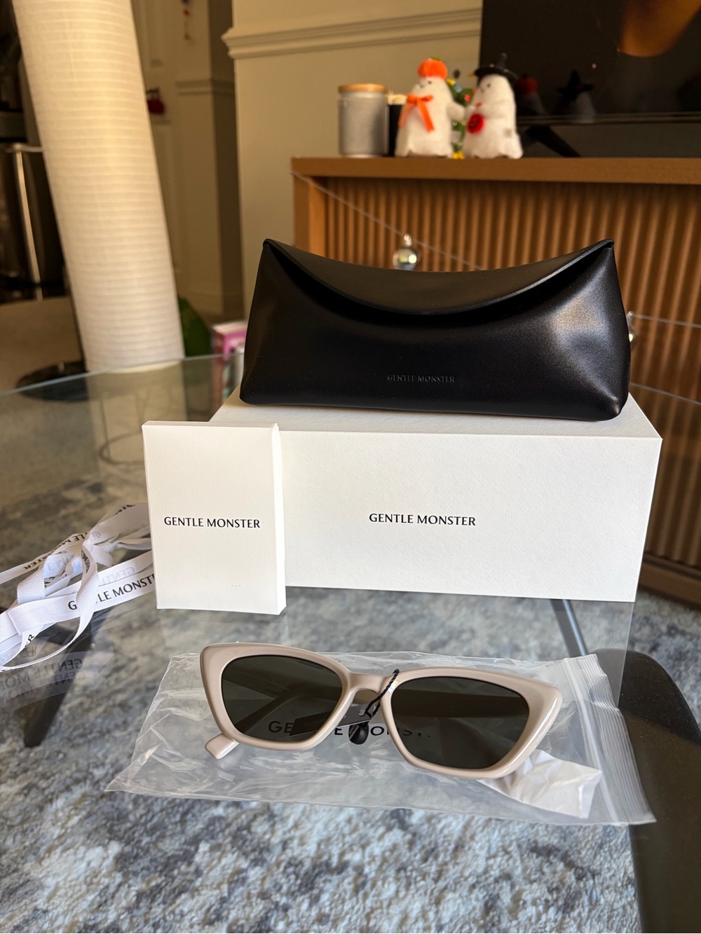GENTLE MONSTER Cat-Eye Sunglasses with Dark Lenses - Terra Cotta G10